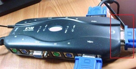 kvm : keyboard video mouse