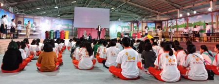 งานวันเด็ก วัดพระธรรมกาย